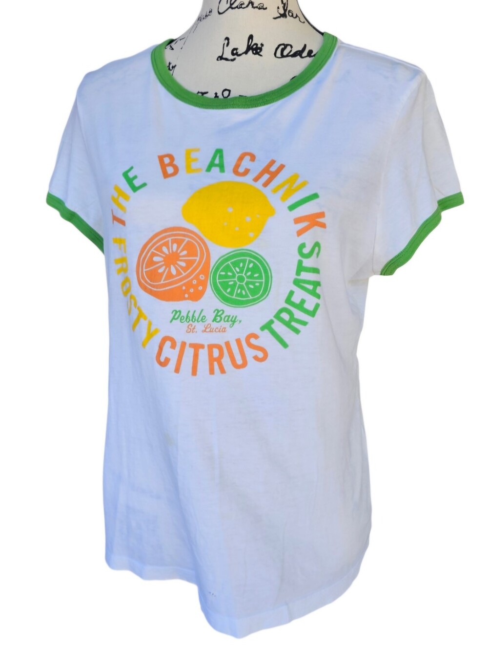 American Eagle White Citrus Graphic Tee with Green Trim - Picture 5 of 7